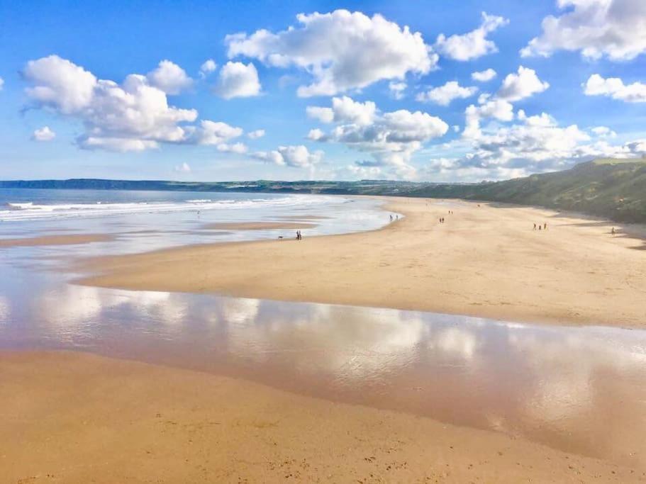 Tidesreach Filey, Sleeps 13, Close To Beach Екстер'єр фото